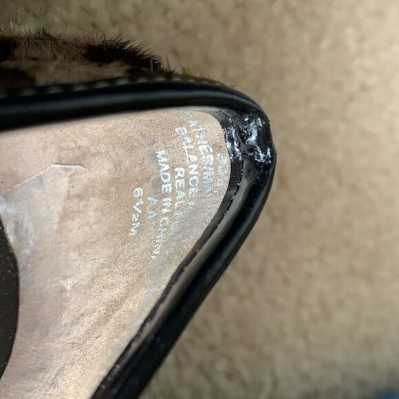 Bandolino Tan Black Leopard Print Hair Calf Wedge Heel Slip On Loafers Size 6.5 - Picture 10 of 11